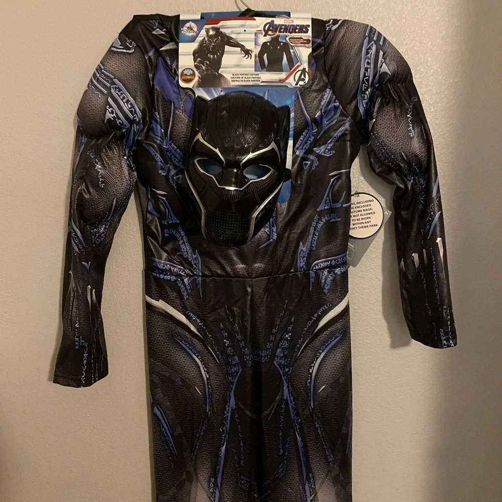 New Disney Marvel Avengers Black Panther Light-Up Costume for Kids 11-12